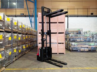 Stacker com condutor a pé Hangcha CDD12-AMC2-L