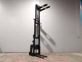 Stacker com condutor a pé Hangcha CDD14-XT1-SI 