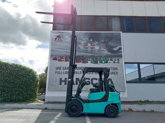 Empilhador de contrapeso 4 rodas Hyster H3.00FT