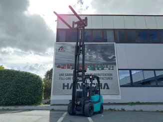 Empilhador de contrapeso 4 rodas Hyster H3.00FT