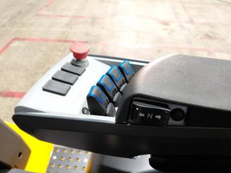 Empilhador de contrapeso 4 rodas Hangcha XE18i (CPD18-XEY2HA-SI) 