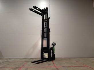 Stacker com condutor a pé Hangcha CDD16-XT1-SIL