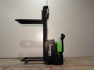 Stacker com condutor a pé Hangcha CDD16-XT1-SIL