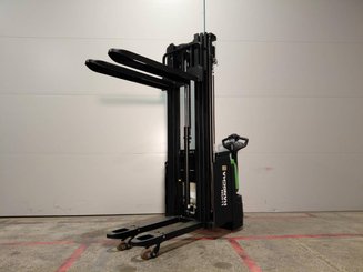 Stacker com condutor a pé Hangcha CDD16-XT1-SIL