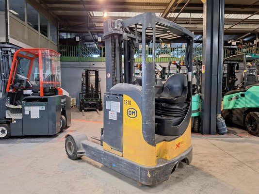 Empilhador retráctil OM XRS20AC  - 1