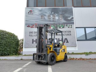 Empilhador de contrapeso 4 rodas Caterpillar GP25N