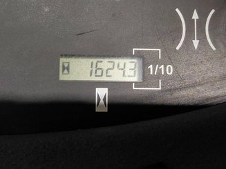 Empilhadores Retrácteis Multidirecionais Caterpillar NRM20K - 14