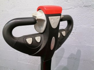Porta-paletes eléctrico com condutor a pé Hangcha CBD15-A2MC1 - 7