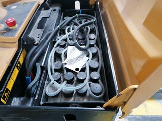Porta-paletes eléctrico com condutor a pé Caterpillar NPP20N2R - 9