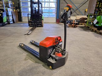 Porta-paletes eléctrico com condutor a pé Hangcha CBD16-ET