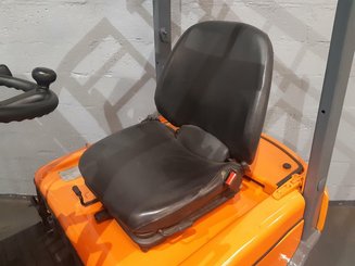 Empilhador de contrapeso 3 rodas Toyota 7FBESF15 - 8