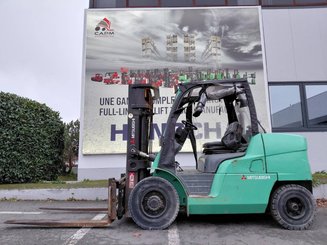Empilhador de contrapeso 4 rodas Mitsubishi FD50N