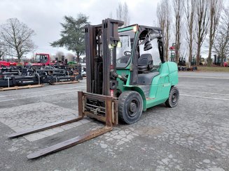 Empilhador de contrapeso 4 rodas Mitsubishi FD50N