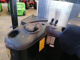 Stacker com condutor transportado Caterpillar NSR20N