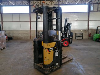 Stacker com condutor transportado Caterpillar NSR20N - 1