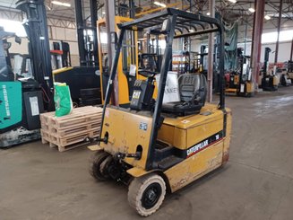 Empilhador de contrapeso 3 rodas Caterpillar EP18KT - 1