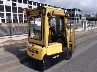 Empilhador de contrapeso 3 rodas Hyster J1.8XNT - 3