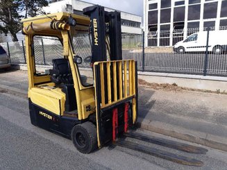 Empilhador de contrapeso 3 rodas Hyster J1.8XNT - 2