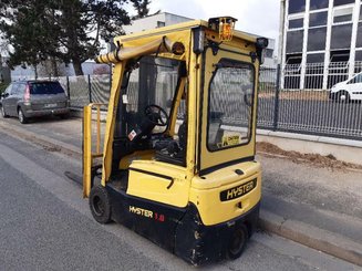 Empilhador de contrapeso 3 rodas Hyster J1.8XNT - 5