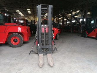 Stacker com condutor transportado Caterpillar NSR20N - 7