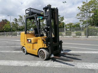 Empilhador de contrapeso 4 rodas Caterpillar GC45K - 1