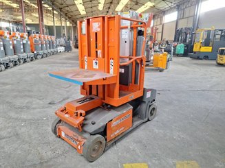 Plataforma com mastro vertical JLG TOUCAN DUO