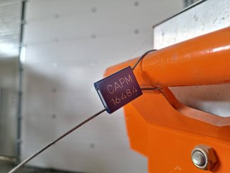 Plataforma com mastro vertical JLG TOUCAN DUO