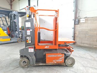 Plataforma com mastro vertical JLG TOUCAN DUO