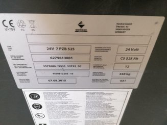 Porta-paletes eléctrico com condutor transportado Crown PR4500 - 12