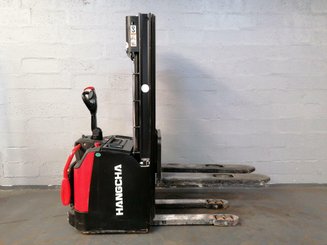Levantador com plataforma dobrável Hangcha CDD16-AZ3S