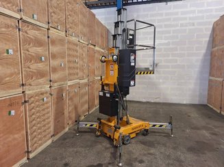 Plataforma com mastro vertical Haulotte Quick UP 8DC