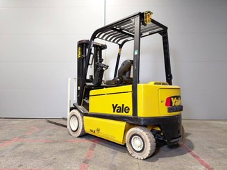 Carreta elevadora elétrica Yale ERP30 ALF