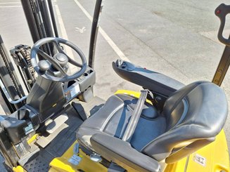 Carreta elevadora elétrica Yale ERP16VT SWB