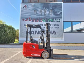 Carreta elevadora elétrica Hangcha A3W15