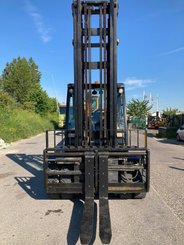 Empilhador de contrapeso 4 rodas Yale GLP55VX