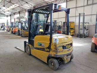 Carreta elevadora elétrica Yale ERP30VL - 1