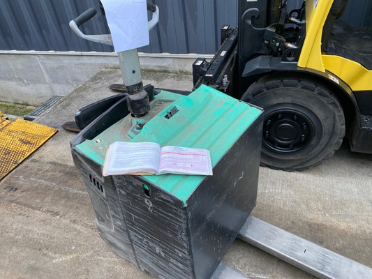 Porta-paletes eléctrico Mitsubishi PBV20N2 - 1