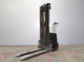 Stacker Mitsubishi SBP12N2