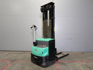 Stacker Mitsubishi SBP12N2