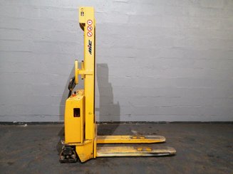 Stacker com condutor a pé MIC WP10M 280T - 5