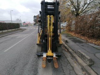 Empilhador de contrapeso 4 rodas Caterpillar GC45K SWB