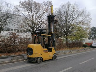 Empilhador de contrapeso 4 rodas Caterpillar GC45K SWB