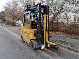 Empilhador de contrapeso 4 rodas Caterpillar GC45K SWB