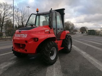 Carreta elevadora todo terreno Manitou M50-4