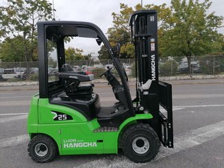Empilhador de contrapeso 4 rodas Hangcha XC25 - 2