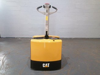 Porta-paletes eléctrico com condutor a pé Caterpillar NPP20M - 4