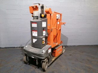 Plataforma com mastro vertical JLG TOUCAN DUO