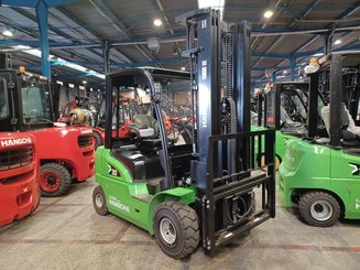 Empilhador de contrapeso 4 rodas Hangcha XC30i