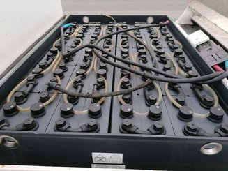 Trator de reboque Charlatte T135
