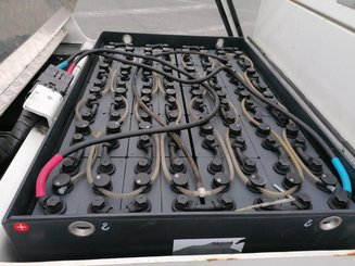 Trator de reboque Charlatte T135
